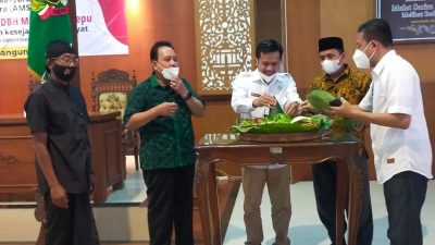 AMSB SYUKURAN DBH MIGAS, SENO : INI UNTUK KESEJAHTERAAN RAKYAT