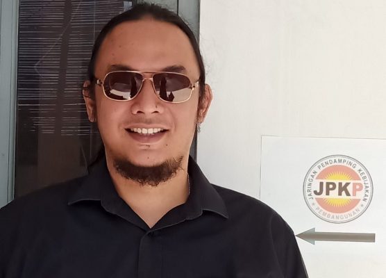 Paguyuban Pedagang Kaki Lima (PKL) Taman 1.000 Lampu didampingi Kuasa Hukum dari LBH Kinasih Cepu, melakukan audiensi dengan Pemkab Blora, menyoal Surat Edaran Pelarangan PKL berjualan di malam tahun baru.