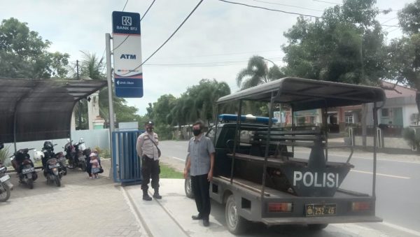 Polsek Jiken Polres Blora Polda Jawa Tengah gelar patroli ke gerai ATM dan Kantor Perbankan pada Selasa, (18/01/2022). Kegiatan tersebut dilakukan guna mengantisipasi aksi kejahatan pembobolan ATM serta tindak kriminal saat transaksi perbankan.