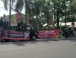 LSM PKN BLORA GELAR AKSI DEMO TUNTUT PEMBATALAN TES PERADES