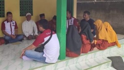 Zero Empat Dua-Sepolwan Tiga Puluh (ZED-STP) menggelar bakti sosial di Panti Asuhan Wahdatuth Thulab Desa Purworejo, Kecamatan Blora, Kabupaten Blora. Tersebut dilaksanakan dalam rangka 17 tahun mengabdi.