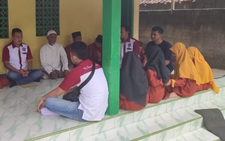 Zero Empat Dua-Sepolwan Tiga Puluh (ZED-STP) menggelar bakti sosial di Panti Asuhan Wahdatuth Thulab Desa Purworejo, Kecamatan Blora, Kabupaten Blora. Tersebut dilaksanakan dalam rangka 17 tahun mengabdi.