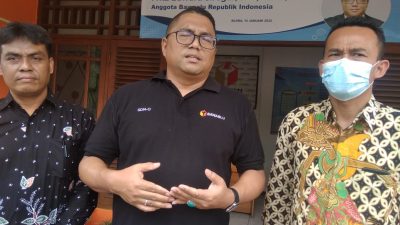 Bawaslu Republik Indonesia (RI) berkunjung ke Bawaslu Kabupaten Blora guna melakukan Monitoring dan Evaluasi (Monev) serta supervisi. Pada kesempatan kali ini, Monev dihadiri oleh Fritz Edward Siregar, anggota Bawaslu RI.