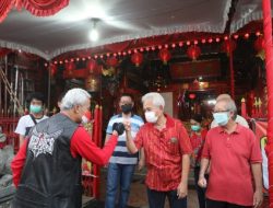 JELANG IMPLEK, GANJAR CEK KLENTENG TERTUA DI INDONESIA