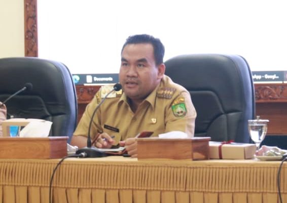 Pemerintah Kabupaten Blora menargetkan command center dapat terealisasi di bulan Februari akhir. Penerapan command center tersebut, salah satunya sebagai kanal pengaduan berbasis online.