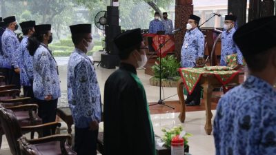 Pelantikan dan pengambilan sumpah jabatan kepada delapan pejabat Kepala Satuan Kerja Perangkat Daerah (SKPD) Kabupaten Blora berlangsung di pendopo rumah dinas Bupati Blora, Sabtu (26/02) siang.