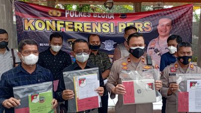 Kepolisian Resor (Polres) Blora menetapkan kasus Perangkat Desa (Perades) di Desa Nginggil, Kecamatan Kradenan dan Desa Beganjing, Kecamatan Japah dari proses penyalidikan menjadi penyidikan.