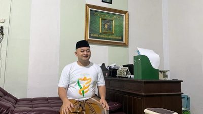 CUKUR GUNDUL, CARA GUS FAISHOL EMPATI PADA PENYINTAS KANKER ANAK