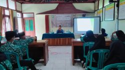 Mahasiswa Kuliah Kerja Nyata (KKN) Sekolah Tinggi Agama Islam (STAI) Al Muhammad Cepu menggelar penyuluhan kepada pelajar di Balai Desa Wado, Kecamatan Kedungtuban, Kabupaten Blora tentang pernikahan dini agar tidak menyesal di kemudian hari.