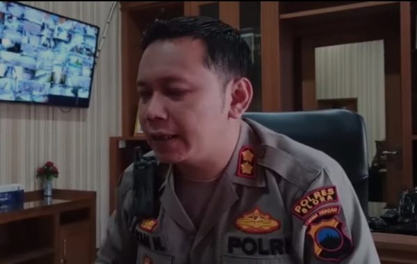 Berkas pemeriksaan dugaan pemalsuan SK Desa Nginggil, Kecamatan Kradenan udah dilimpahkan ke Kejaksaan Negeri Blora. Sementara berkas Desa Beganjing, Kecamatan Japah sudah dikirim ke kejaksaan.