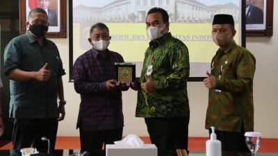 Kedatangan rombongan dari Pemerintah Kabupaten Blora disambut hangat oleh pihak Universitas Indonesia (UI) yang diminta untuk ikut serta membantu memajukan pembangunan daerah Blora.