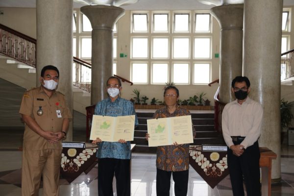 Peternakan sapi modern terpadu dari hulu ke hilir di Kabupaten Blora kini telah memasuki babak baru. Penandatanganan kerja sama operasional atau KSO, antara PT. Andini Blora Gama Sejahtera (ABGS) dan Universitas Gajah Mada (UGM) telah dilakukan.