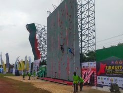 176 ATLET SE-JATENG SEMARAKKAN SIRKUIT PANJAT TEBING DI BLORA
