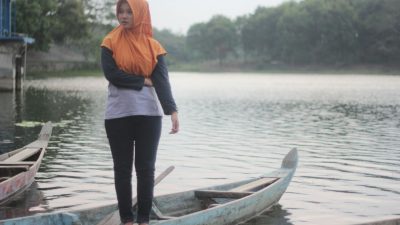 BAHAGIA TIAP LIHAT ORANG TERSENYUM