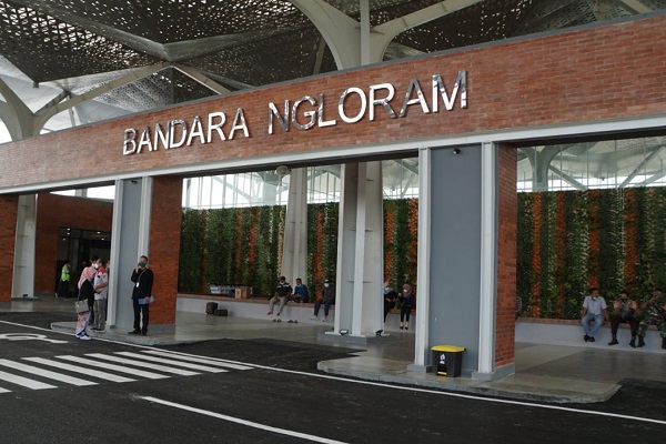 Diduga minim penumpang, maskapai penerbangan Citilink menghentikan operasi penerbangan di Bandara Ngloram, Cepu, Blora. Penghentian ini terjadi sejak Bulan Maret kemarin.