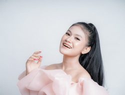 HILANGKAN STRES DENGAN BERWISATA
