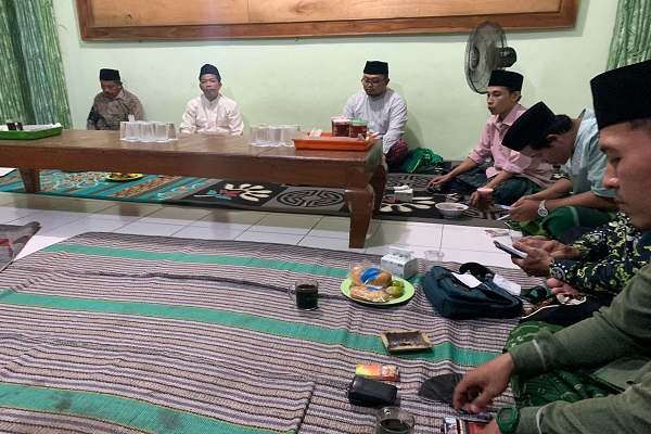 Dewan Pimpinan Cabang (DPC) Partai Persatuan Pembangunan (PPP) Kabupaten Blora berkunjung ke PCNU Blora untuk mempererat tali silaturahmi. Dalam kunjungan tersebut pengurus PPP periode 2021-2026 ini juga meminta saran dan masukan.