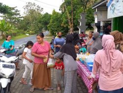 WARGA SERBU TAKJIL GRATIS DARI EMAK-EMAK PERUMDA BLORA