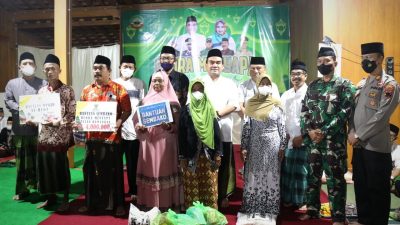 Dalam kegiatan Blora Menyapa edisi Ramadhan di Desa Ngapus, Kecamatan Japah dan di Desa Cokrowati, Kecamatan Todanan, Bupati Arief menerima aspirasi masyarakat setempat terkait pembangunan jalan utama penghubung Ngawen menuju Japah ke Todanan yang kini rusak parah.