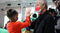 Setelah memberikan mudik gratis, Gubernur Jawa Tengah Ganjar Pranowo memastikan akan ada program balik gratis bagi warga Jateng yang bekerja di Jabodetabek. Hal itu disampaikannya saat momen pelepasan pemudik, Jumat (29/4).