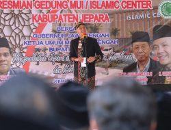 MANFAATKAN ISLAMIC CENTER SEBAGAI RUANG KERUKUNAN BERAGAMA