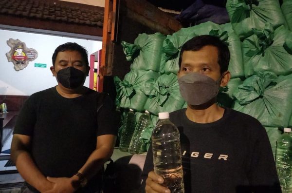 Polres Blora gencar razia minuman keras (miras) paska viralnya video tawuran akibat miras di desa Prigi, Kecamatan Todanan, Kabupaten Blora, Jawa Tengah sepekan yang lalu.