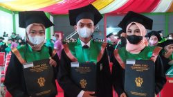 Dua mahasiswi asal Blora menjadi lulusan terbaik dalam Wisuda Sarjana ke XXXI dan Pascasarjana ke XIII digelar di GOR IAIN Kudus, Sabtu (14/5) 2022 hari ini. Keduanya adalah Endang Susanti (Program Studi Pemikiran Politik Islam) dengan IPK 3,89 dan Siti Rohwati (Program Studi Pemengembangan Islam) dengan IPK 3,84.