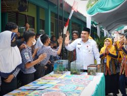 BUPATI APRESIASI RAGAM KARYA SISWA SMPN 5 BLORA