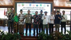 DPC Barisan Muda Wirausaha Indonesia (BMWI) Kabupaten Blora menggelar pelatihan pemanfaatan limbah industri di Balai Latihan Kerja (BLK) Blora selama dua hari, 20-22 Mei 2022. Pelatihan ini diikuti oleh 100 peserta yang berasal dari desa.