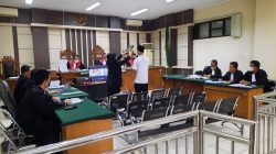 Sidang dugaan korupsi kredit fiktif di Bank Jateng Cabang Blora kembali digelar di Pengadilan Tipikor Semarang, Jumat (27/5) kemarin. Agendanya adalah mendengarkan keterangan saksi dari terdakwa Direktur Utama PT Gading Mas Properti, Ubaydillah Rouf dan terdakwa mantan Pimpinan Bank Jateng Cabang Blora Rudatin Pamungkas.