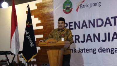 Selasa (31/5/2022), Pemerintah Kabupaten Blora dan Bank Jateng resmi melakukan penandatanganan perjanjian hutang daerah sebesar Rp 150 Miliar. Hutang daerah tersebut merupakan jenis kredit pemerintah daerah, dengan maksimal kredit sebesar Rp 150 Miliar.