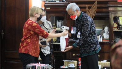 Ribuan umat Nasrani dari 58 negara di dunia bakal berkumpul di Jawa Tengah dalam acara Mennonite World Conference (MWC) ke 17. Acara tersebut rencananya akan digelar awal Juli mendatang dengan mengangkat tema "Melintas Batas".
