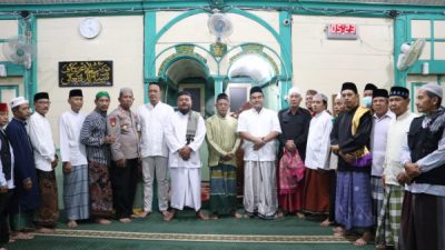 Jum'at pagi (8/7/2022), tepatnya setelah subuh berjamaah di Masjid At-Taqwa Randublatung, Bupati Blora Arief Rohman yang ditemani Wakilnya Tri Yuli Setyowati mengumumkan, Randublatung bakal menjadi pusat ekonomi dan kebudayaan di kawasan Blora selatan.