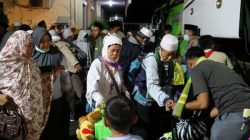 Sebanyak 288 jamaah haji Kabupaten Blora tahun 2022 tiba di kampung halaman dengan selamat. Dimana 216 jamaah masuk kloter 40 dan tiba di Blora pada Sabtu (13/8) dini hari pukul 00:30 WIB. Serta 72 jamaah lainnya masuk kloter 41 dan tiba di Blora pukul 06:00 WIB. 