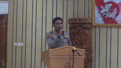 ATASI HAMA, KAPOLRES USUL LOMBA GROPYOKAN TIKUS