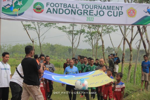 Football Turnamen Andongrejo Cup 2022 digelar dalam rangka  peringatan hari ulang tahun Republik Indonesia ke-77. Sepak bola dilaksanakan antar RT desa setempat. Sebanyak enam tim sepak bola dalam turnamen tersebut. 