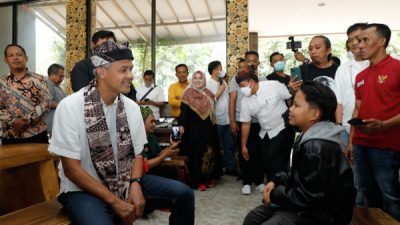 GELAK TAWA GANJAR TERPANCAR SAAT FAREL MENYANYIKAN LAGU “TUGIMAN”