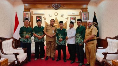 Pimpinan Daerah Muhammadiyah (PDM) Kabupaten Blora meminta dukungan Bupati Arief Rohman atas rencana penyelenggaraan gebyar Muktamar Muhammadiyah dan Aisyiyah ke-48.