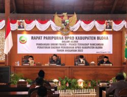 RAPERDA PERUBAHAN APBD 2022, FRAKSI-FRAKSI DPRD SAMPAIKAN PANDANGAN UMUM