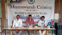 Ikatan Alumni (Ika) Pergerakan Mahasiswa Islam Indonesia (PMII) Kabupaten Blora melaksanakan Musyawarah Cabang (Muscab) yang pertama, Sabtu (17/9) di Pendopo Warung Lawang Jati Cepu, Kabupaten Blora. 