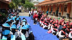 Ratusan mahasiswa barui telah diterima di kampus Muhammadiyah Blora ini. Kampus tersebut yaitu Sekolah Tinggi Agama Islam (STAI) dan Sekolah Tinggi Keguruan dan Ilmu Pendidikan (STKIP) Muhammadiyah Blora.