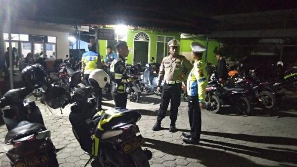 Dalam rangka mewujudkan Polda Jawa Tengah zero knalpot brong, Satlantas Polres Blora amankan lebih dari 13.000 knalpot brong. Tercatat sejak Januari hingga September 2022.