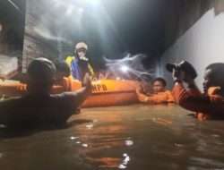 CURAH HUJAN TINGGI, RIBUAN RUMAH DI CEPU TERENDAM BANJIR