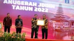 Penghargaan JDIHN Awards 2022 ini diserahkan langsung kepada Bupati Blora, Arief Rohman oleh Menteri Hukum dan HAM RI, Yasonna H Laoly.