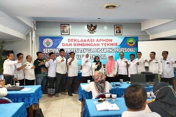 Deklarasi DPC APMDN Kabupaten Blora di Hotel Al Madina.