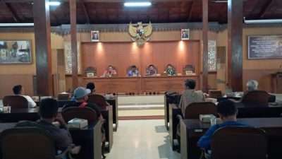 Audiensi GKTHB Kabupaten Blora di DPRD, terkait persoalan pertanian.