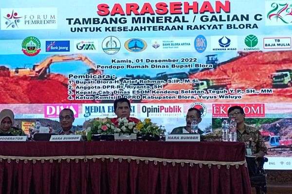 Sarasehan tambang mineral/galian C untuk kesejahteraan rakyat Blora, Kamis (1/12) di Pendopo Bupati Blora.