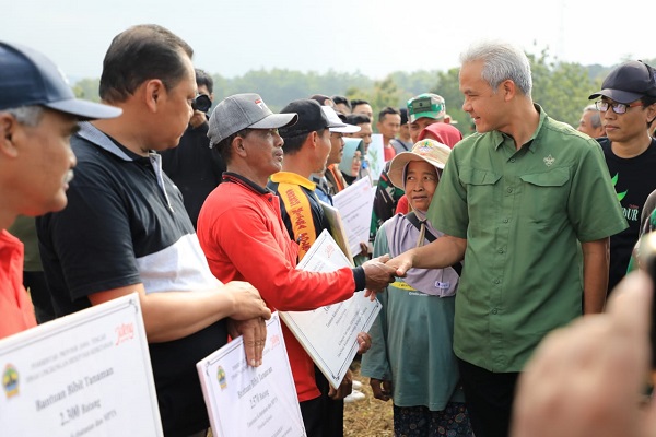 GOTONG ROYONG DAN KORDINASI ANTAR DESA KUNCI SUKSESNYA PEMBANGUNAN INFRASTRUKTUR