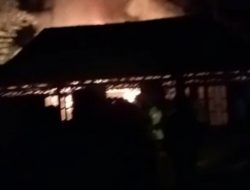 KEBAKARAN DI JETAK KUNDURAN, SATU RUMAH LUDES