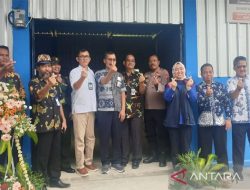 BI JATENG BERIKAN BANTUAN BERIKAN BANTUAN PETANI DAN PETERNAK DI BLORA